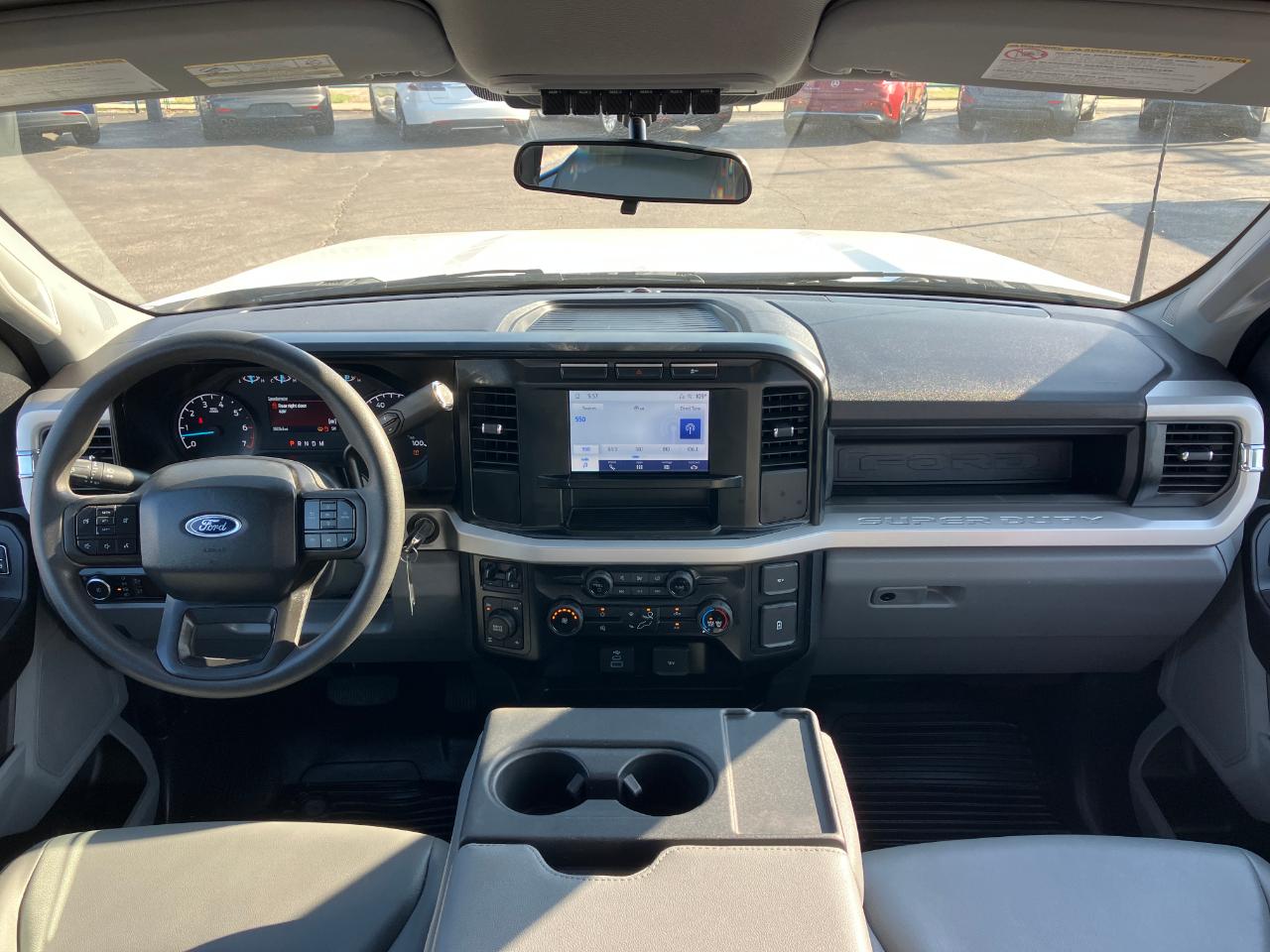Ford F-250 SD XL SuperCab Long Bed 4WD 2024