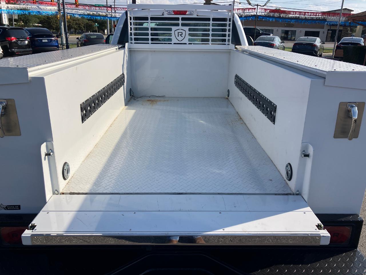 Ford F-250 SD XL SuperCab Long Bed 4WD 2024