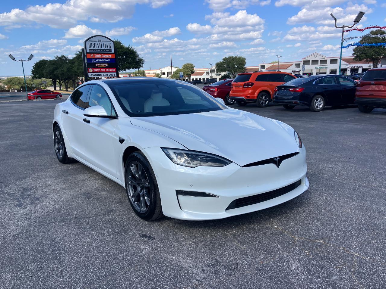Tesla Model S  2023