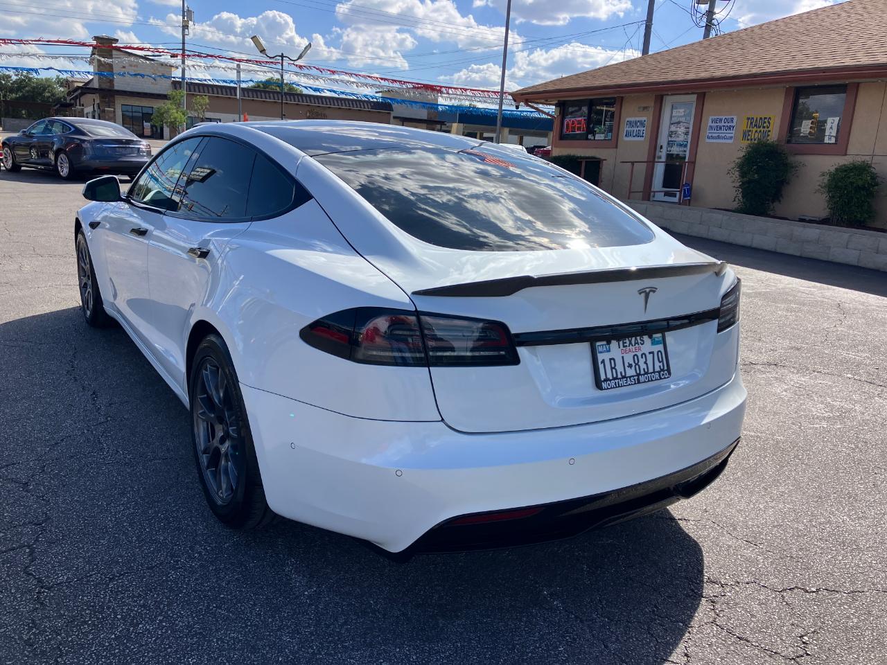 Tesla Model S  2023