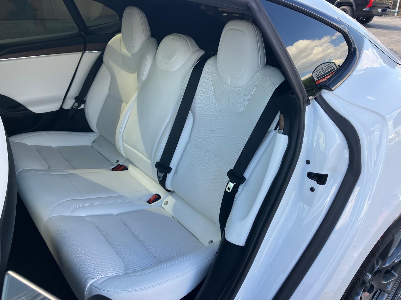 Tesla Model S  2023