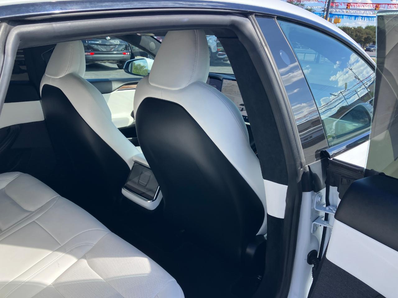Tesla Model S  2023
