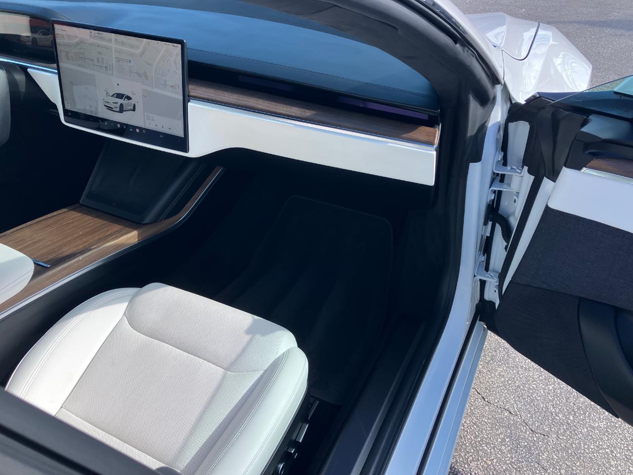 Tesla Model S  2023