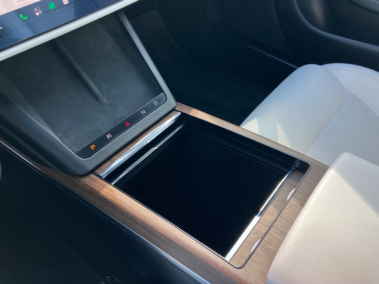 Tesla Model S  2023