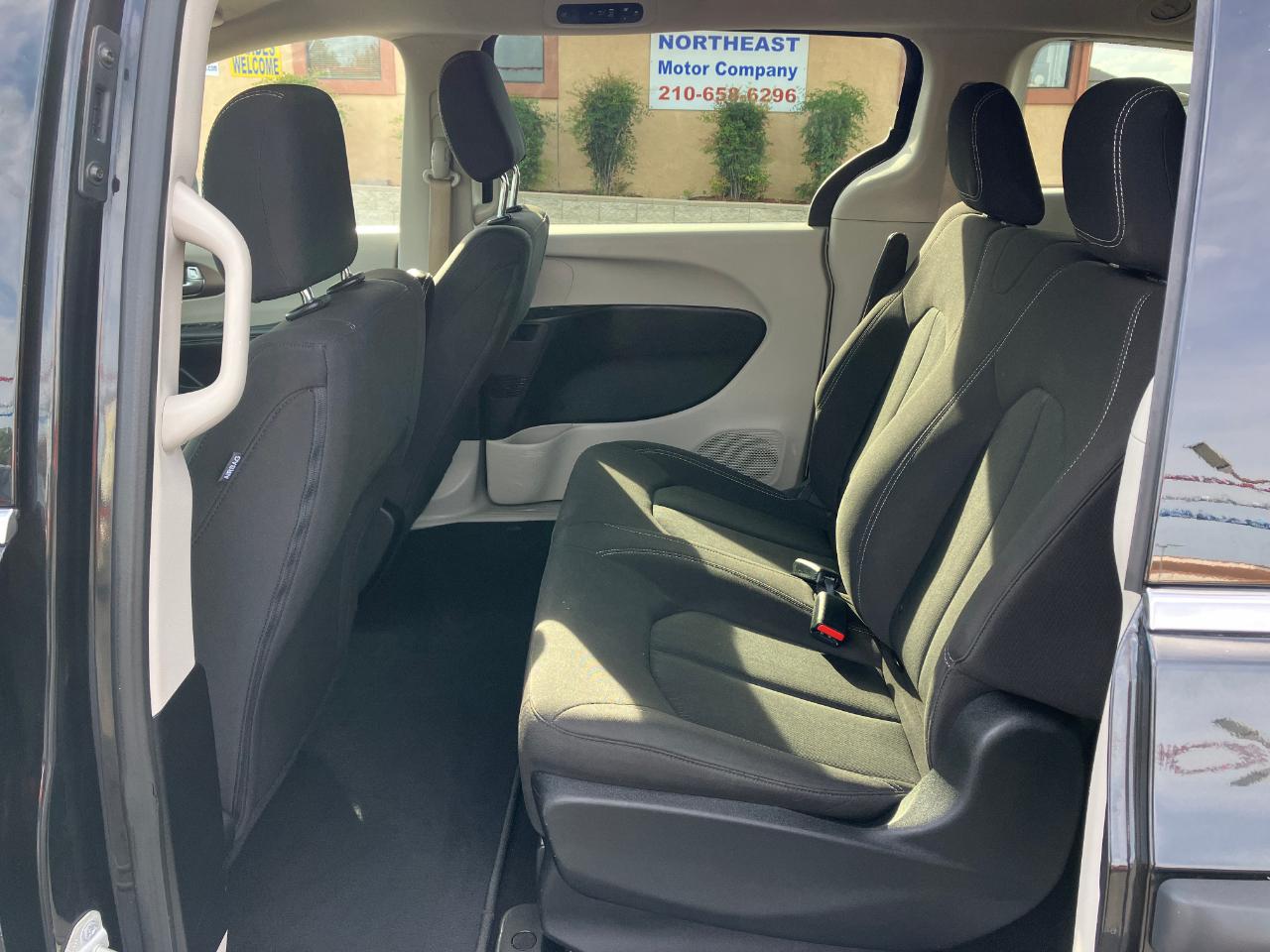 Chrysler Voyager L 2021