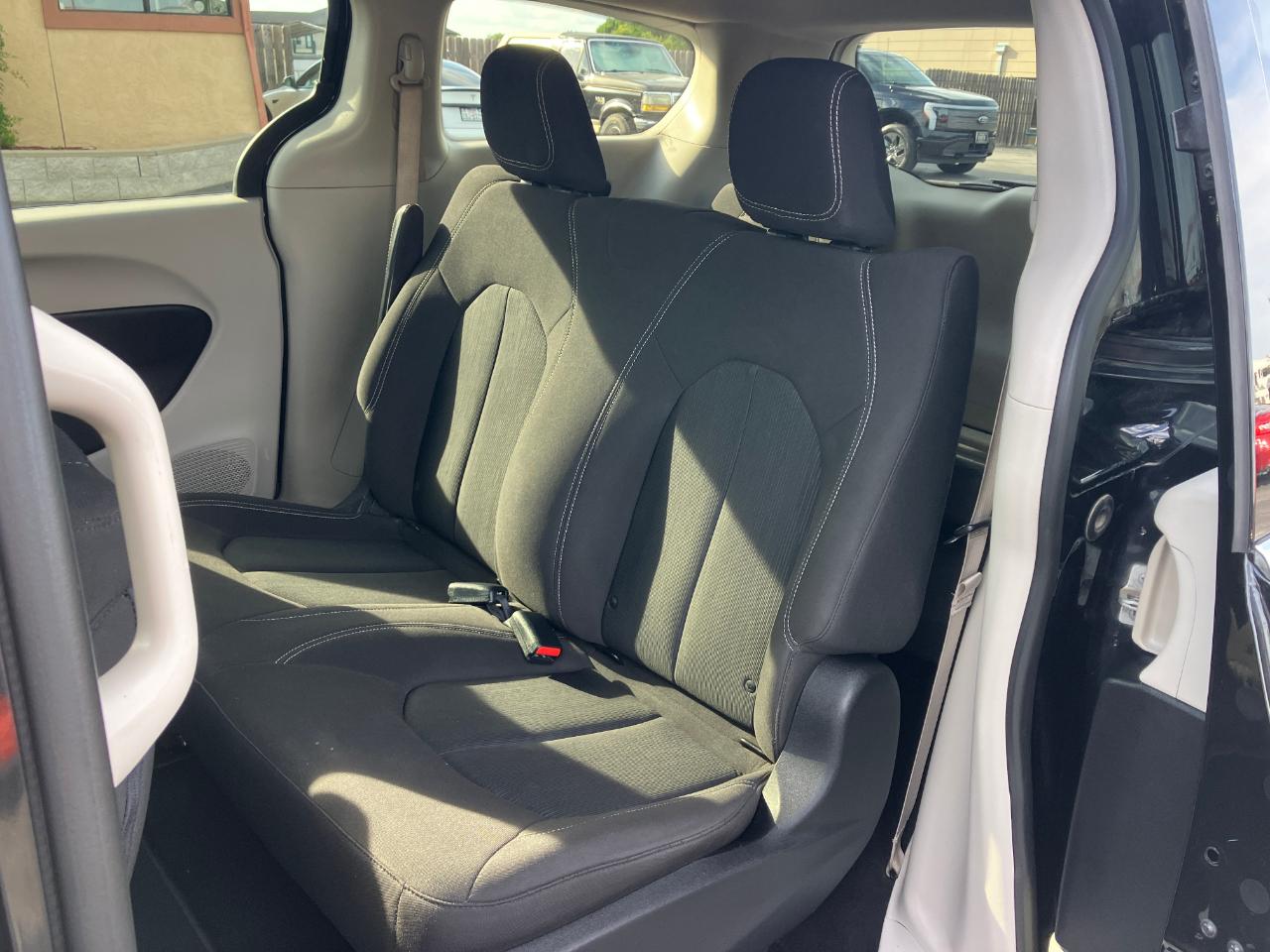 Chrysler Voyager L 2021