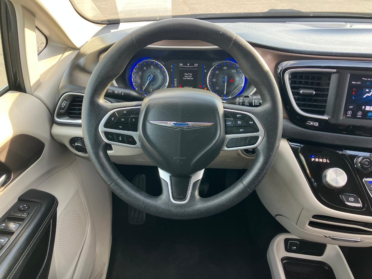 Chrysler Voyager L 2021