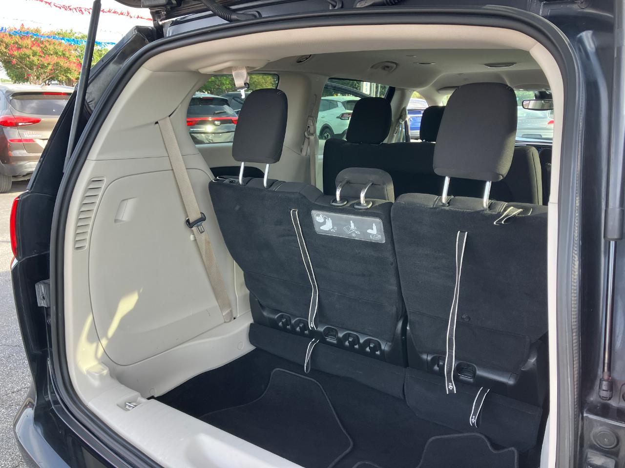 Chrysler Voyager L 2021