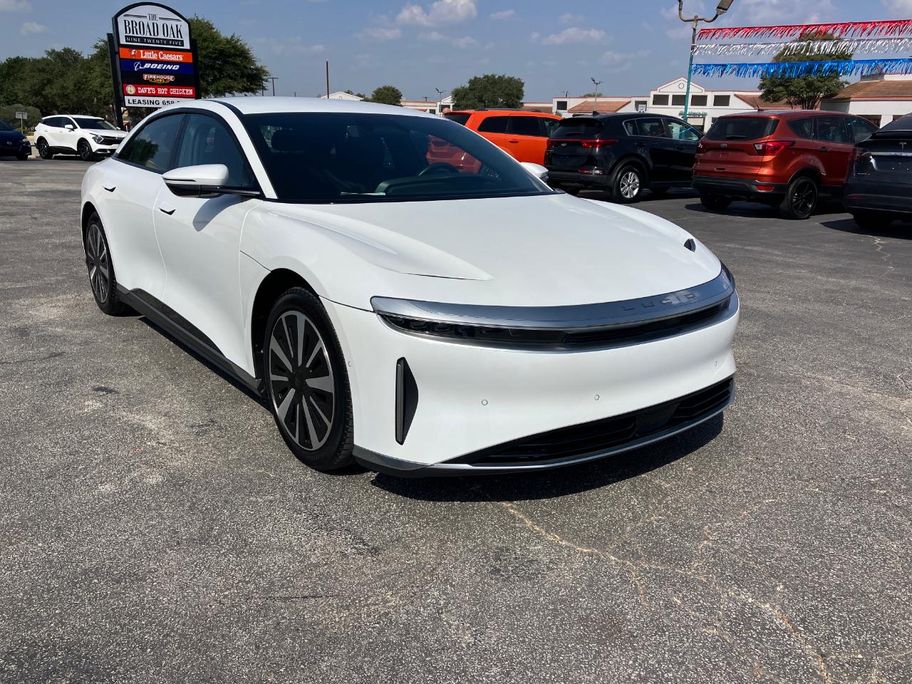 Lucid Air Touring 2024
