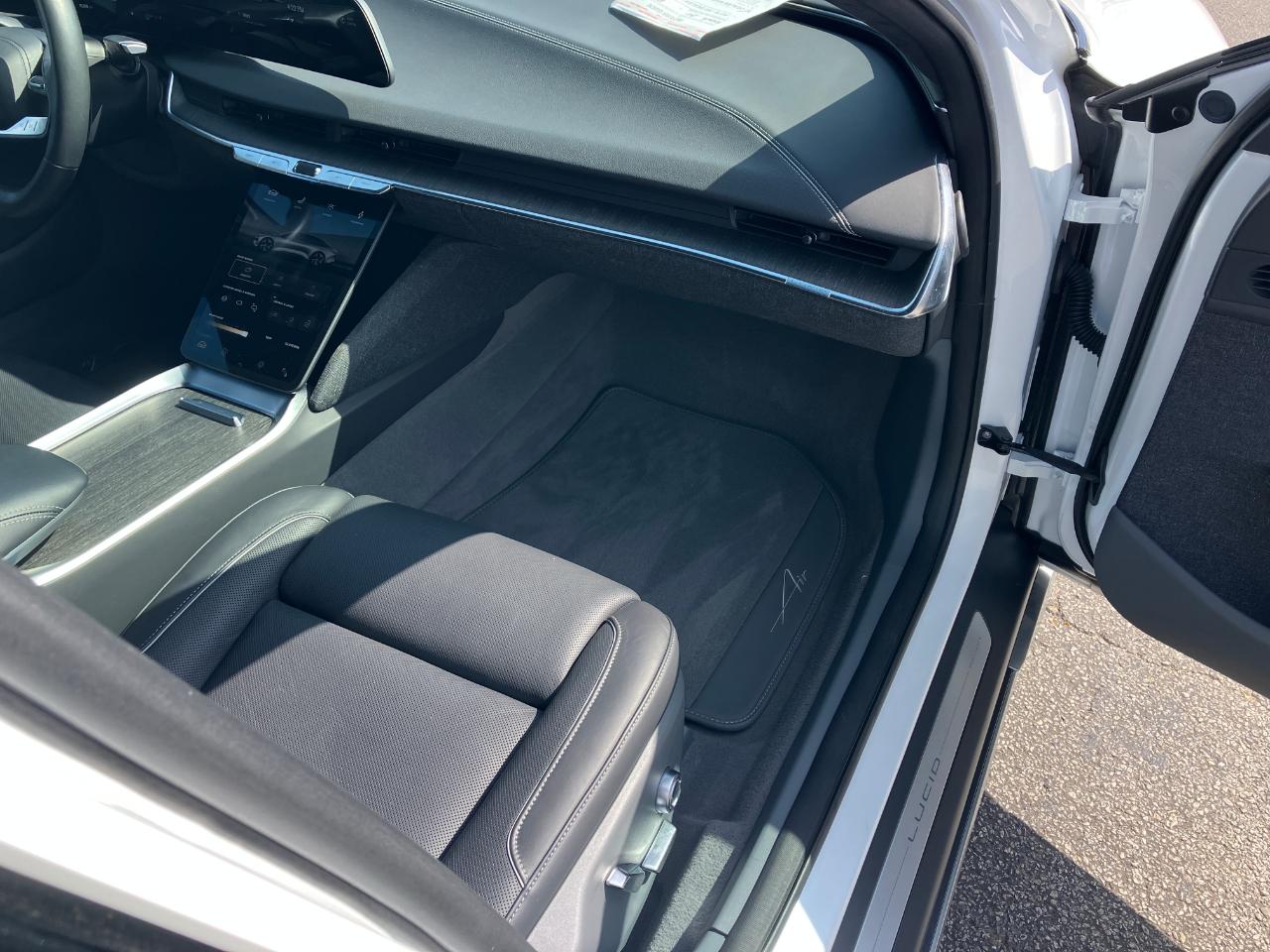 Lucid Air Touring 2024