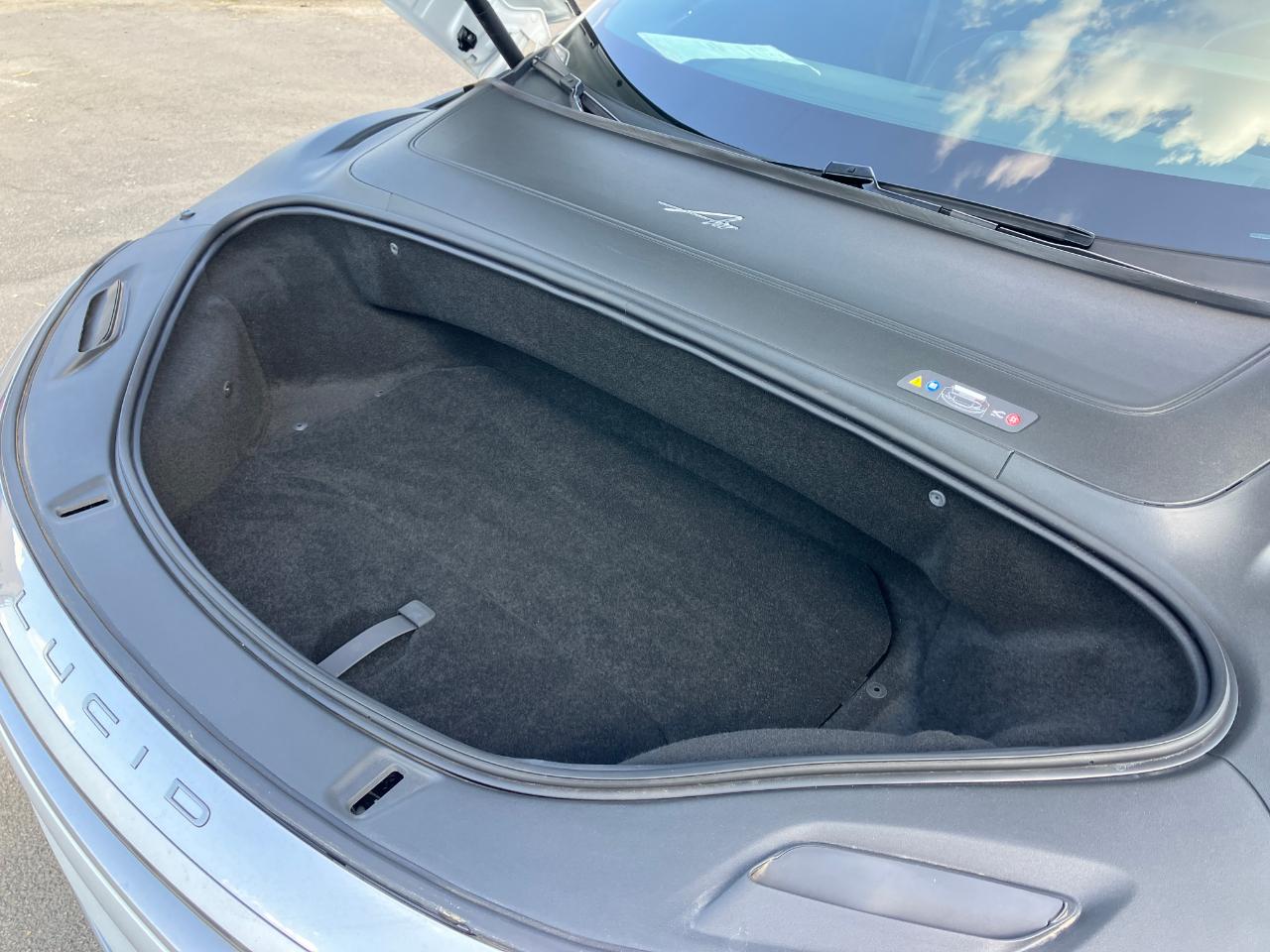 Lucid Air Touring 2024