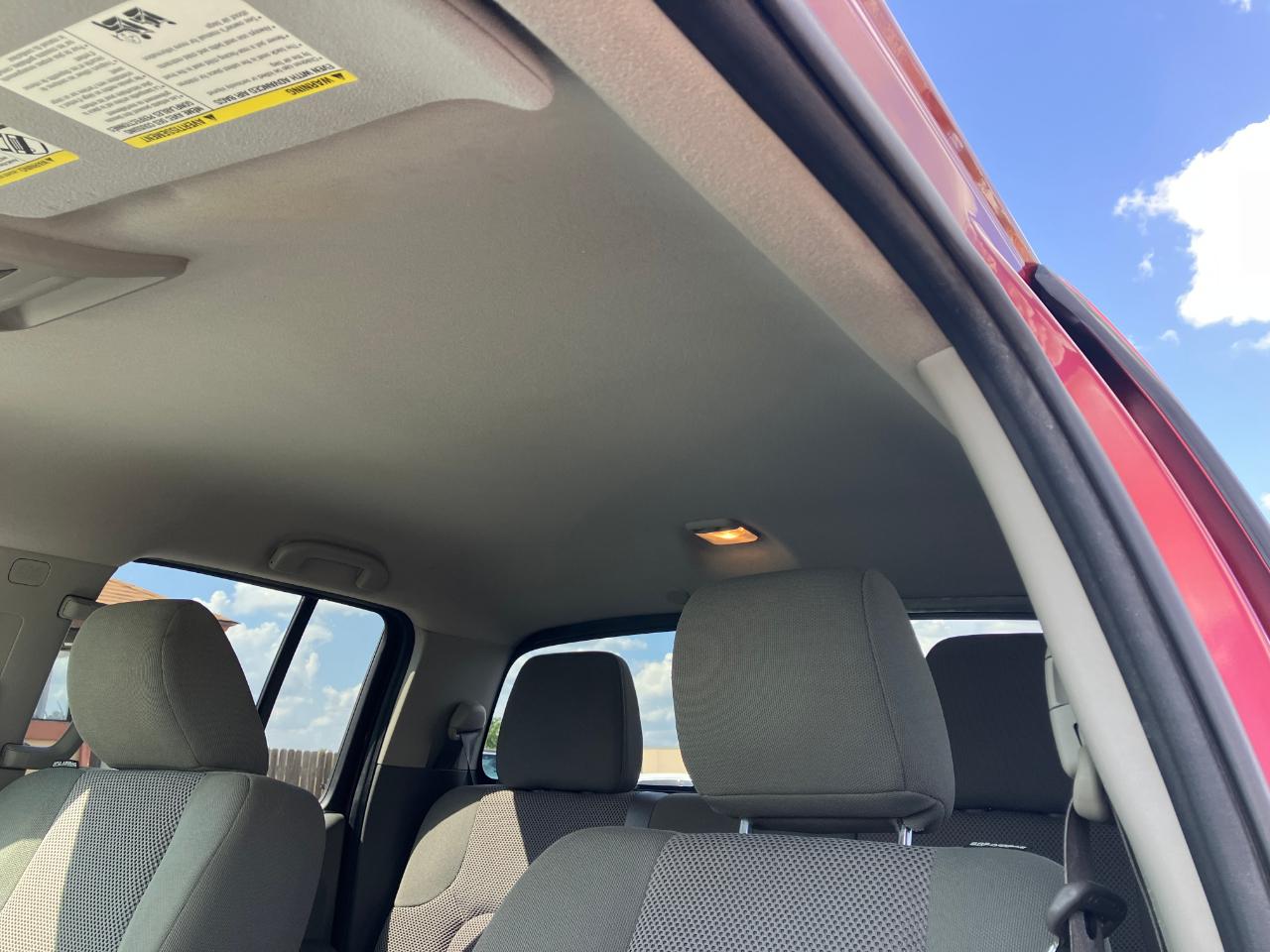 Nissan Frontier  2019
