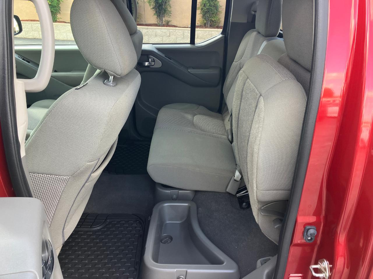 Nissan Frontier  2019