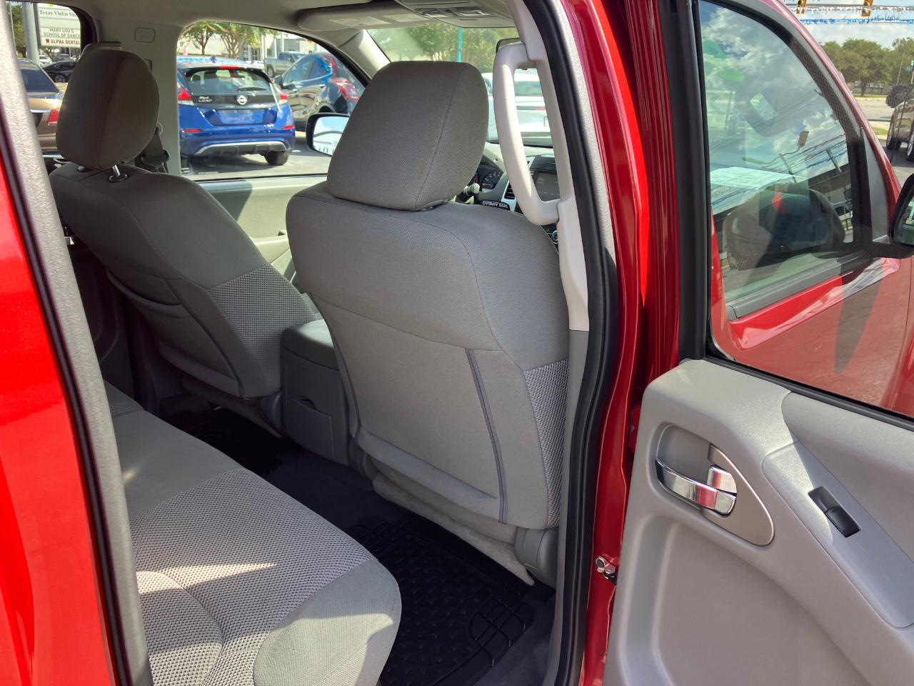 Nissan Frontier  2019