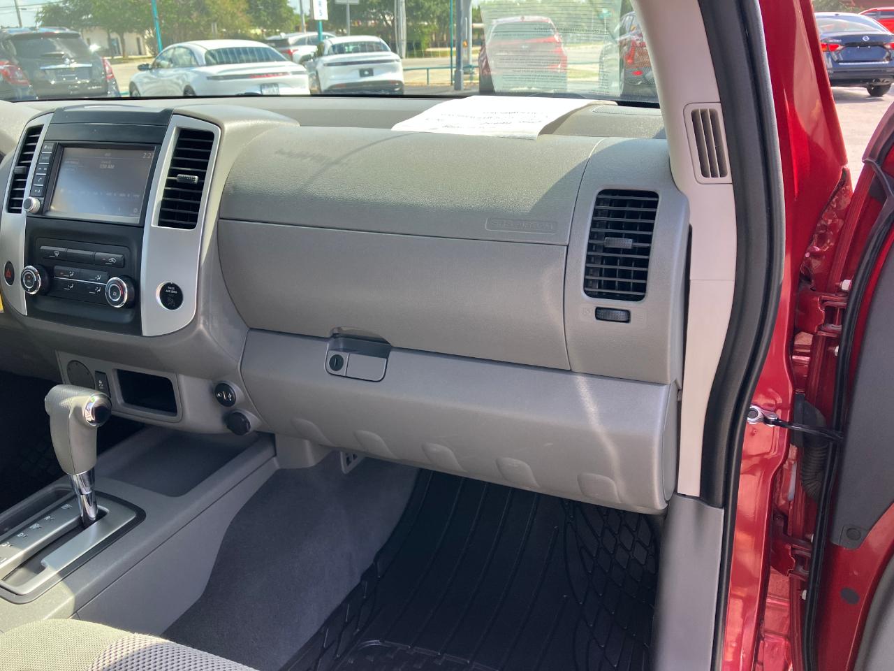 Nissan Frontier  2019