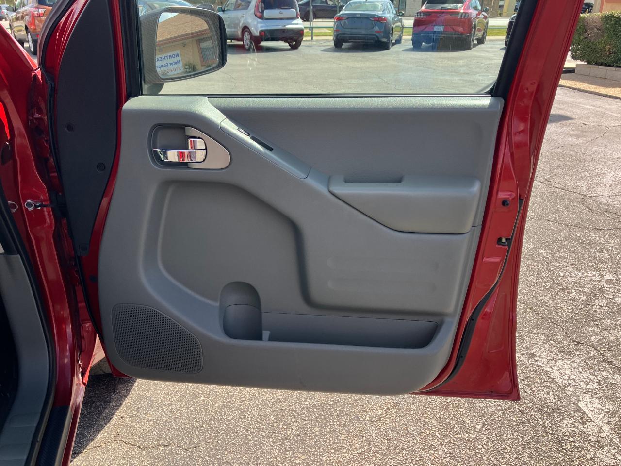 Nissan Frontier  2019