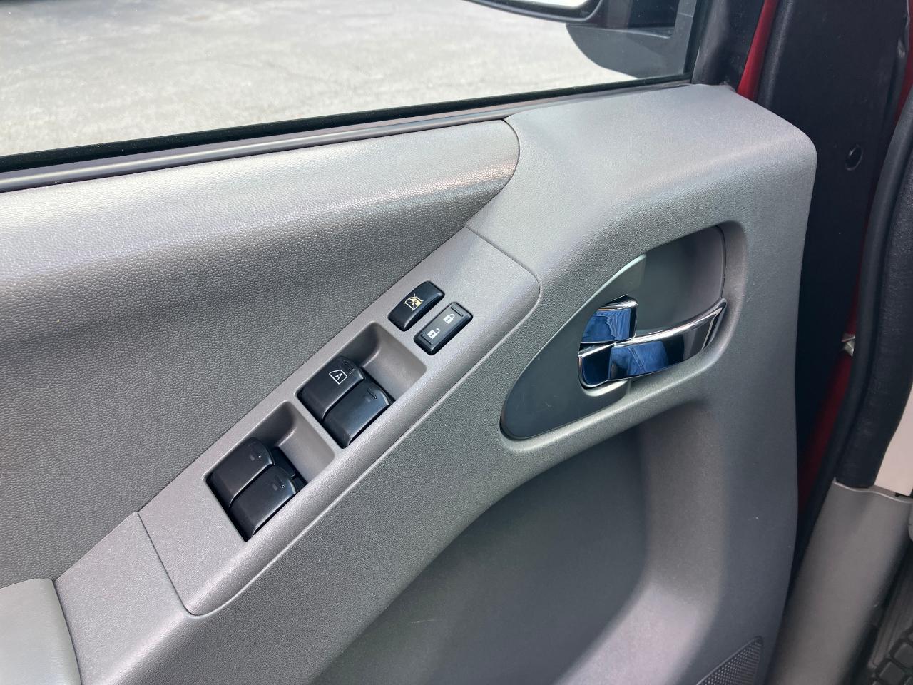 Nissan Frontier  2019