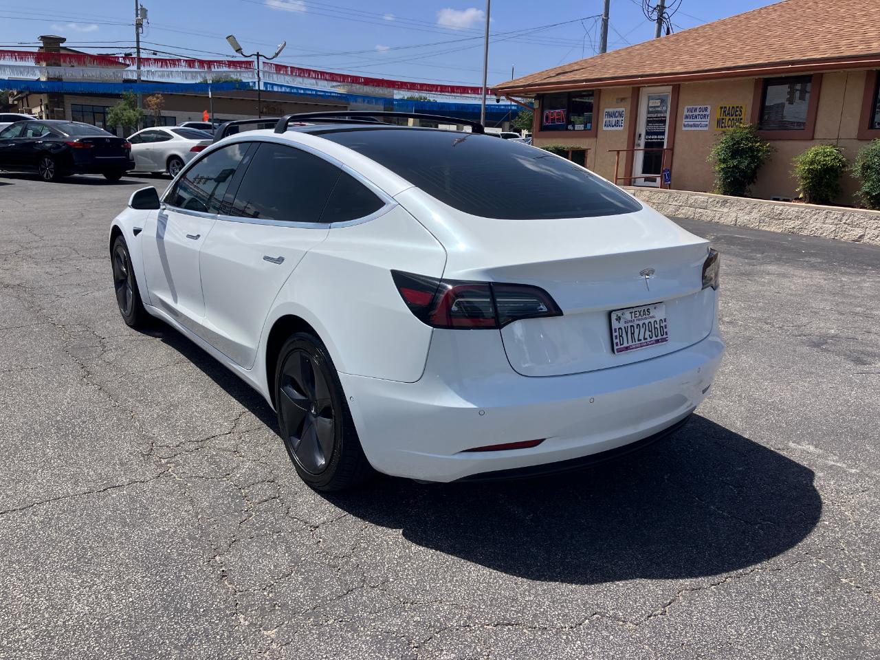 Tesla Model 3  2019