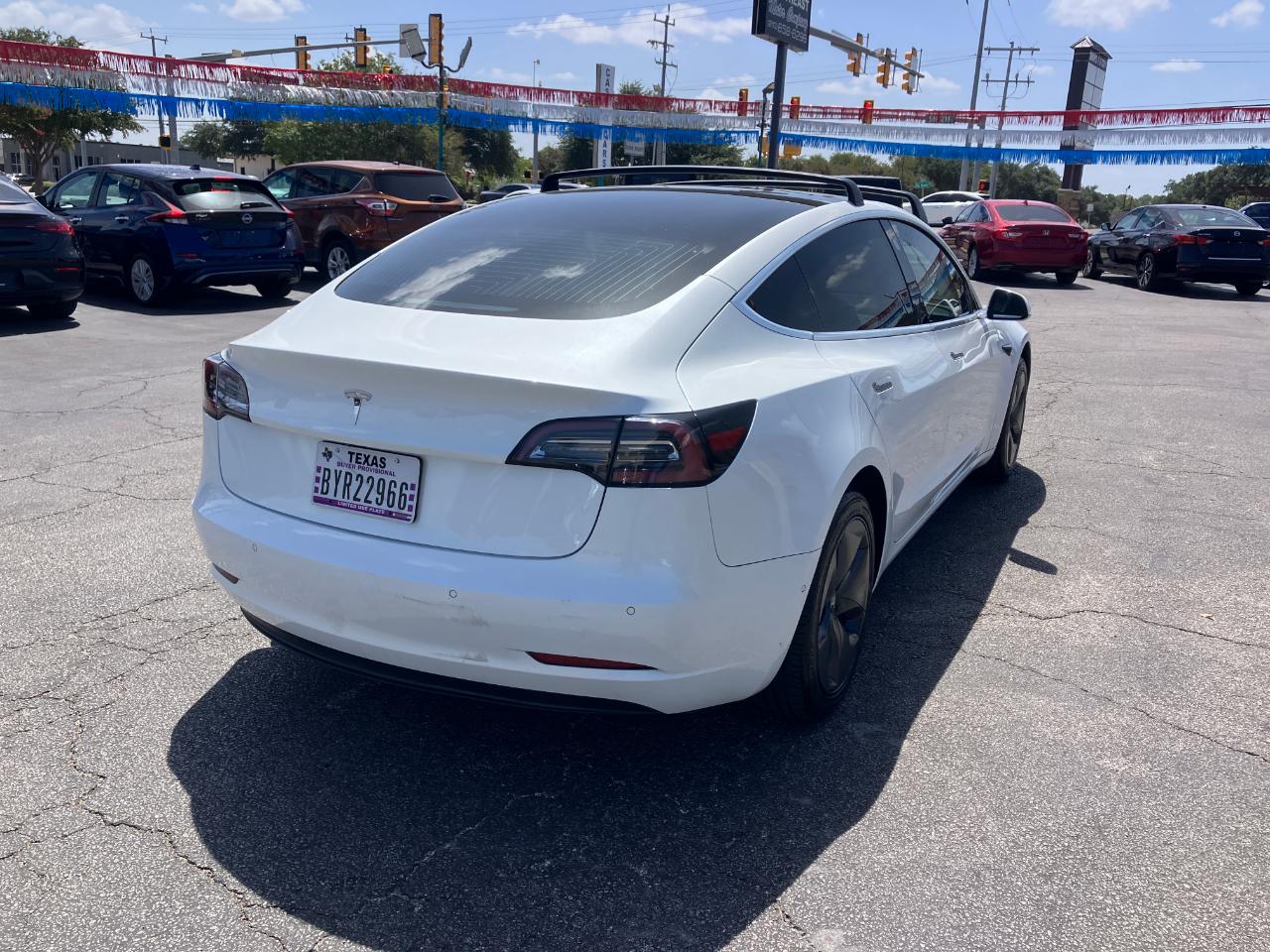 Tesla Model 3  2019
