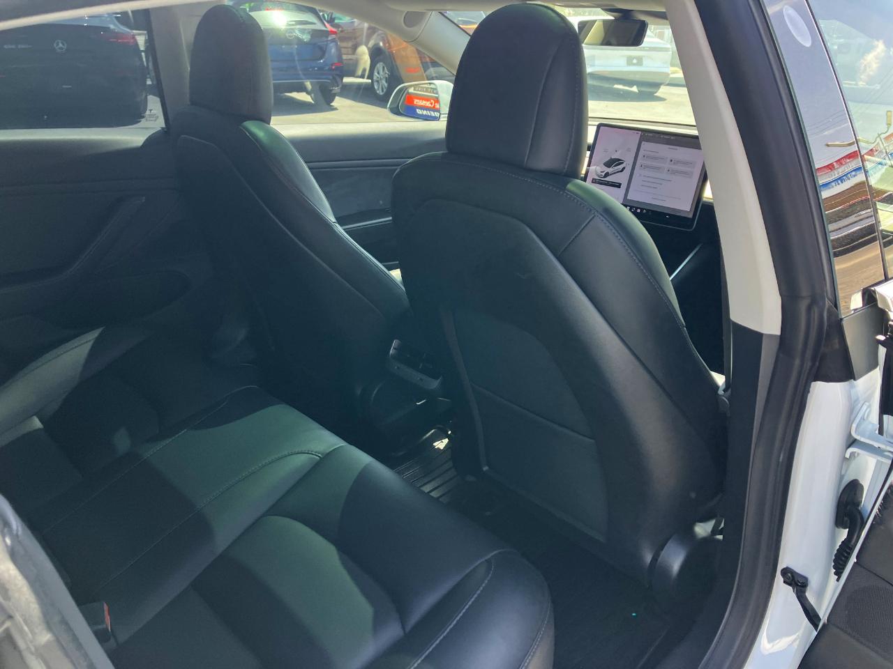 Tesla Model 3  2019