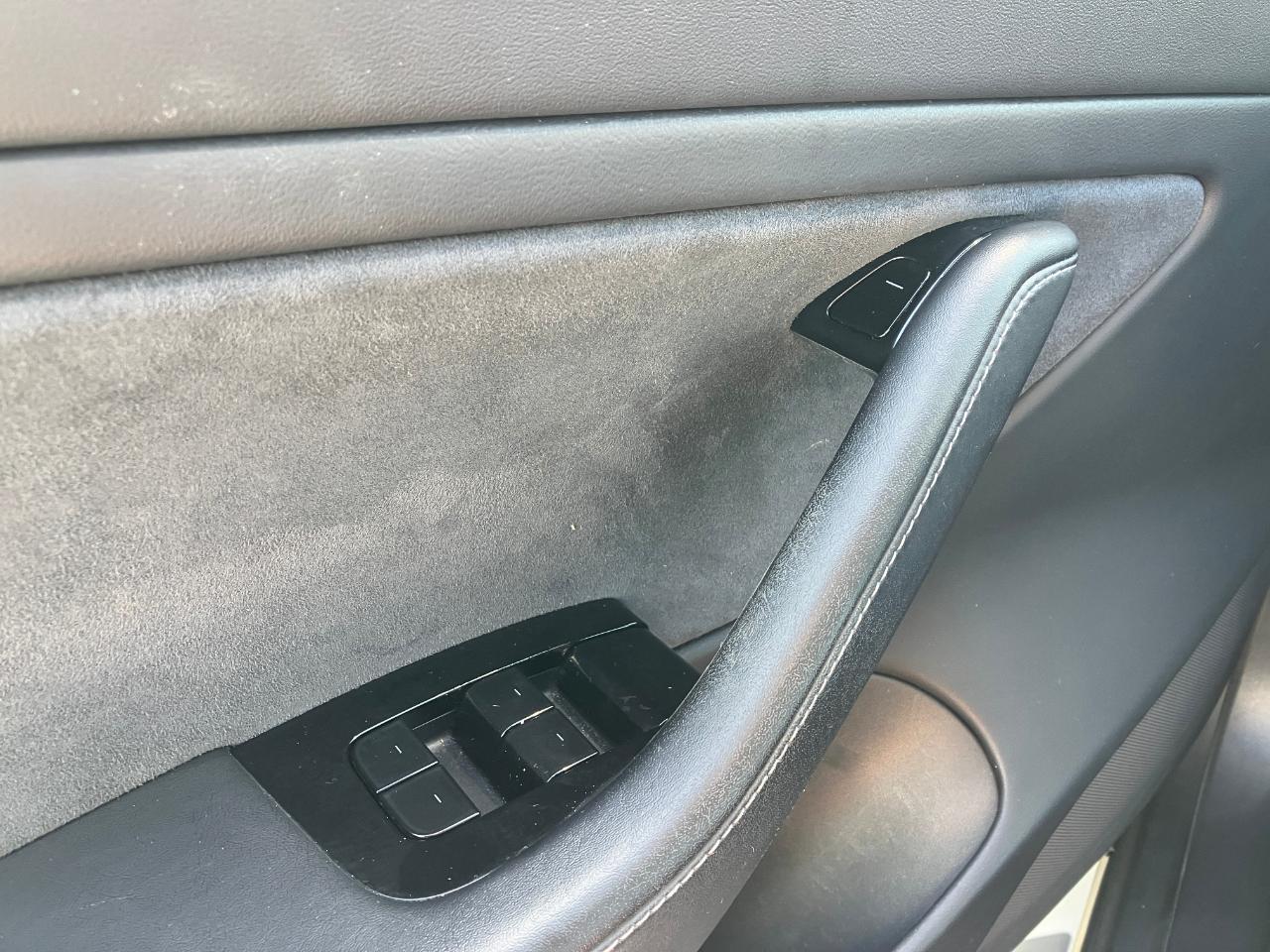 Tesla Model 3  2019