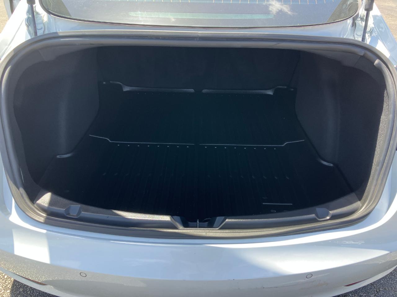 Tesla Model 3  2019