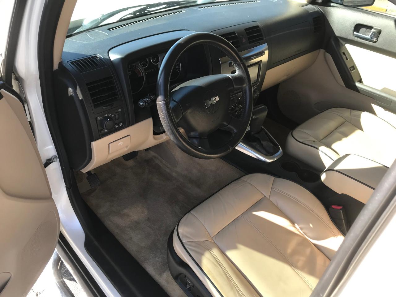 HUMMER H3 Base 2008