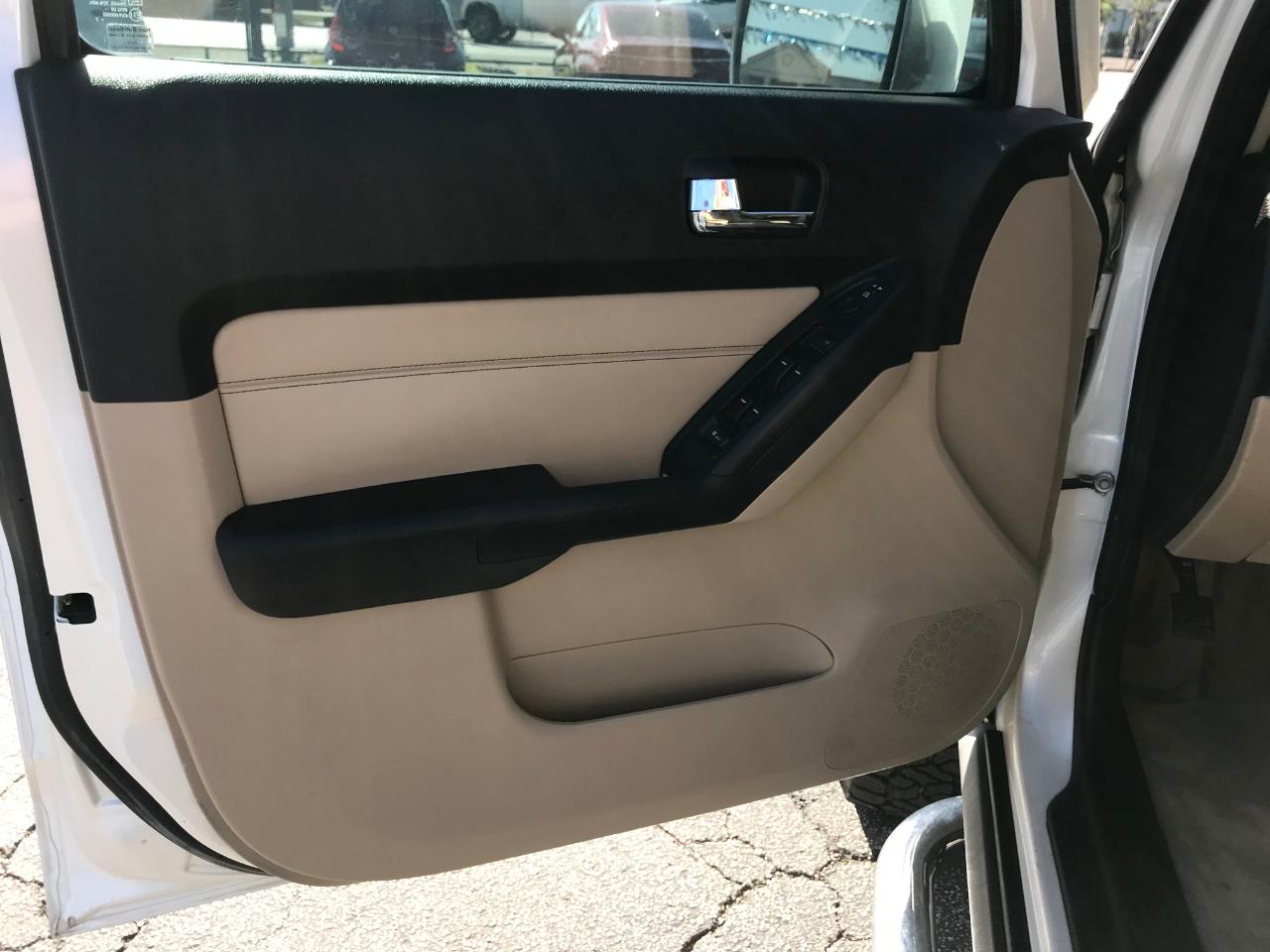 HUMMER H3 Base 2008