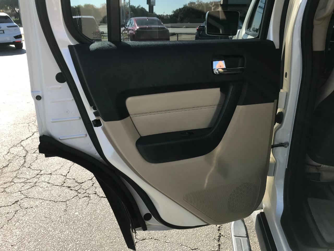 HUMMER H3 Base 2008