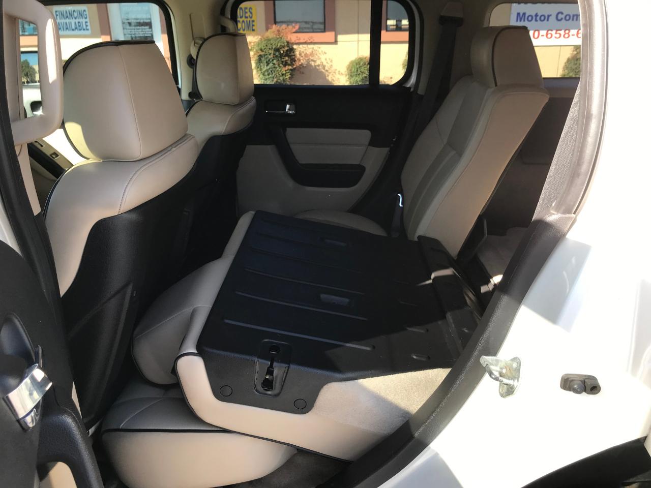 HUMMER H3 Base 2008
