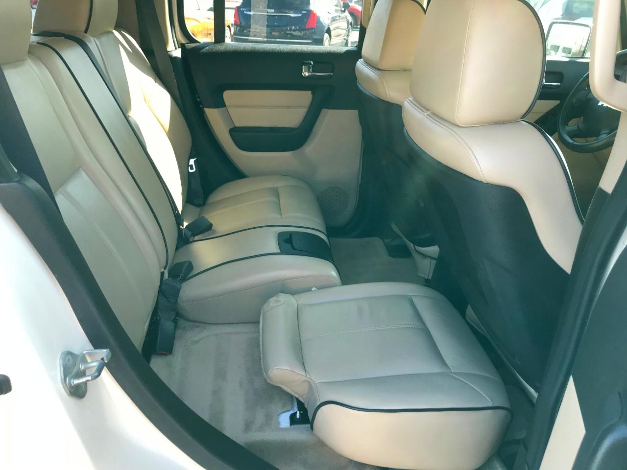 HUMMER H3 Base 2008