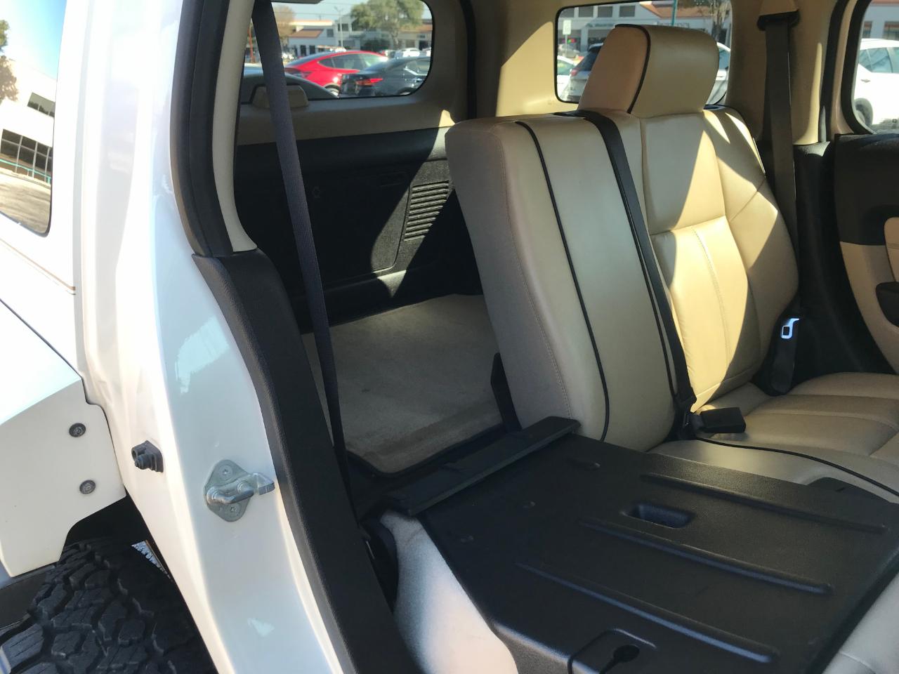 HUMMER H3 Base 2008