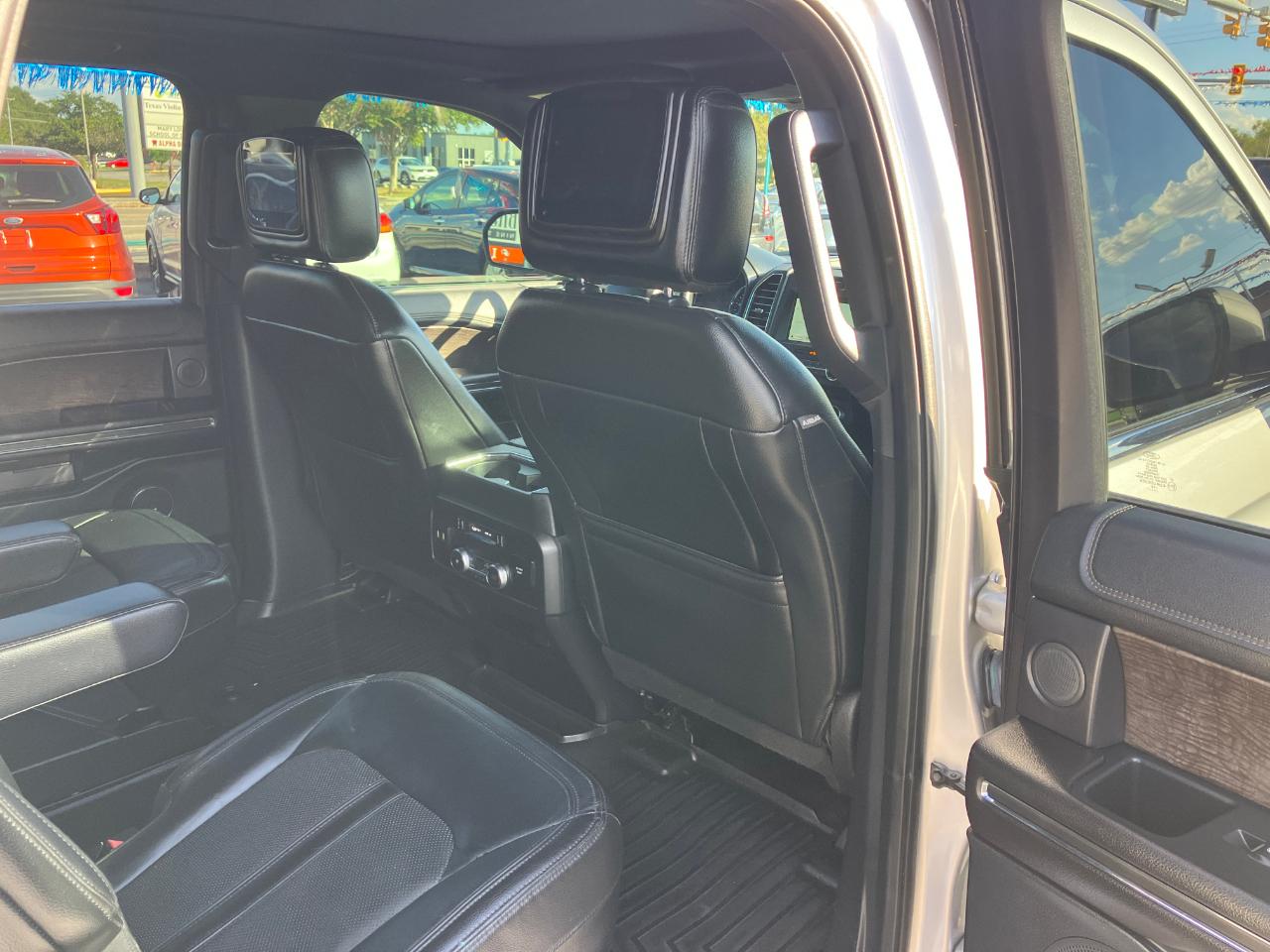 Ford Expedition MAX Limited 2WD 2018