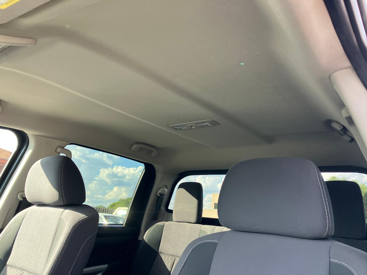 Nissan Titan  2021