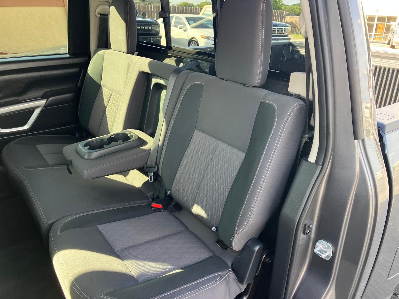 Nissan Titan  2021