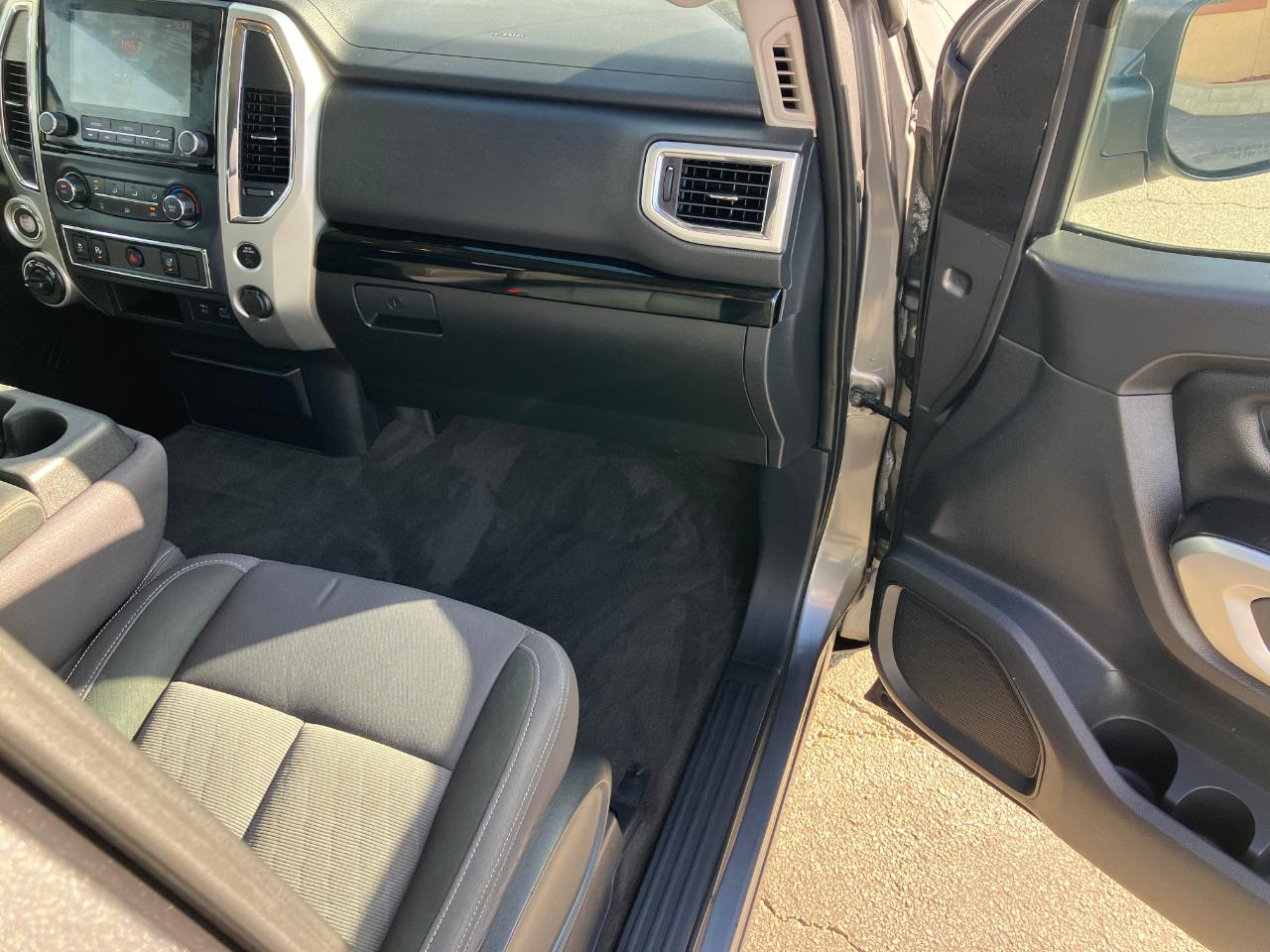 Nissan Titan  2021