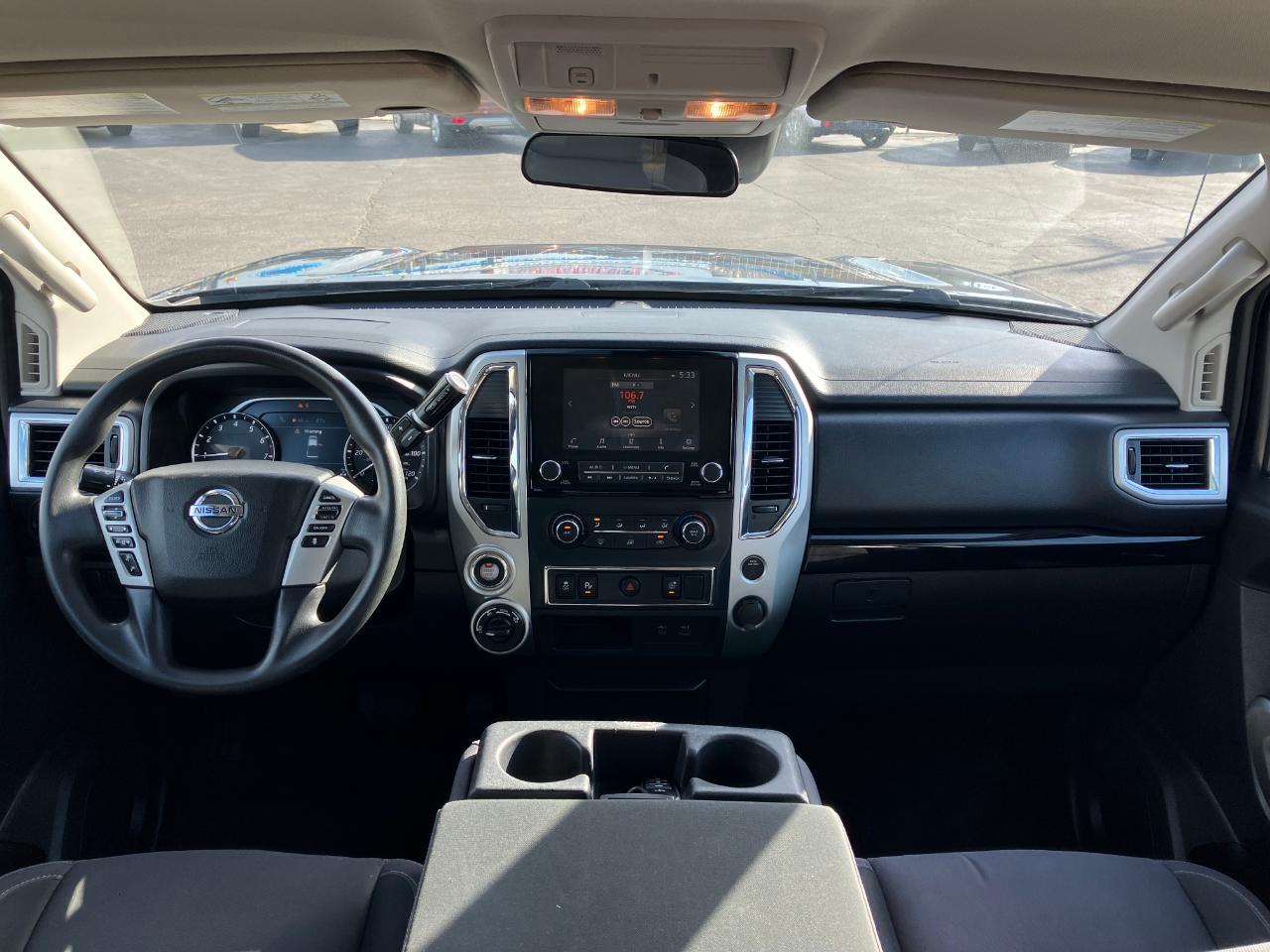 Nissan Titan  2021