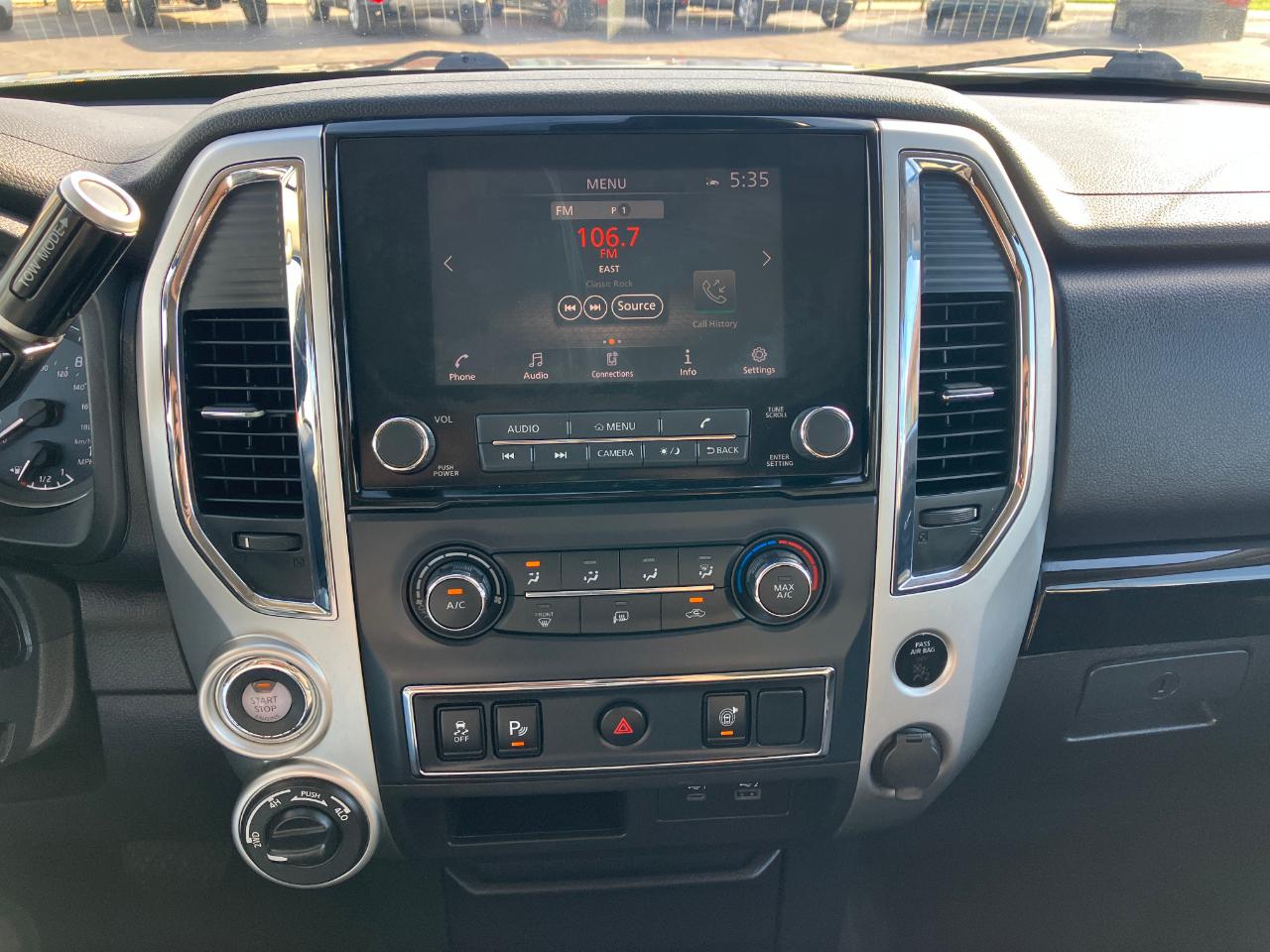 Nissan Titan  2021