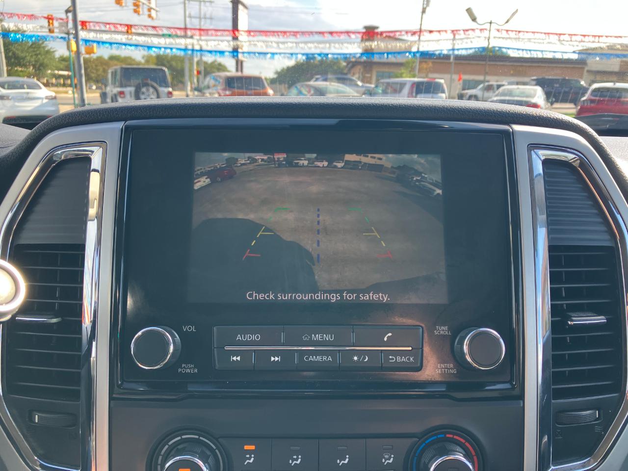 Nissan Titan  2021