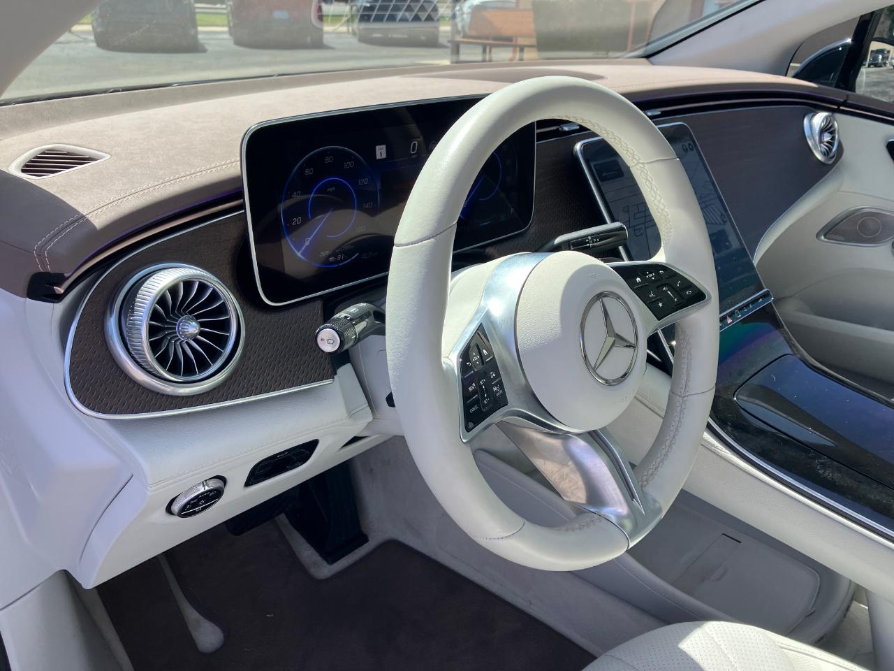 Mercedes-Benz EQE 350+ 2023