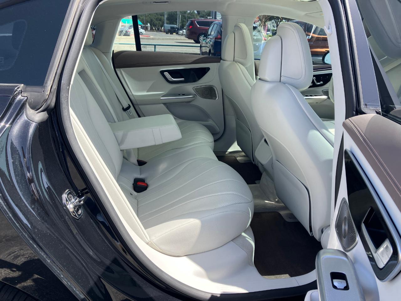 Mercedes-Benz EQE 350+ 2023
