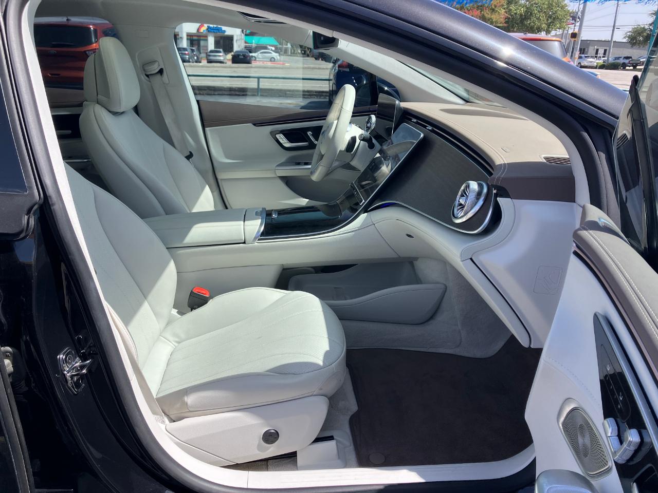 Mercedes-Benz EQE 350+ 2023
