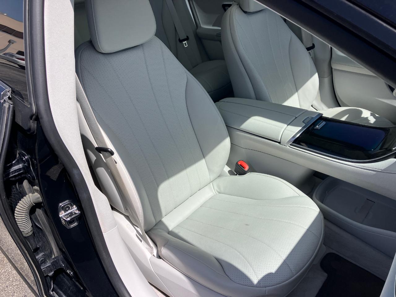 Mercedes-Benz EQE 350+ 2023