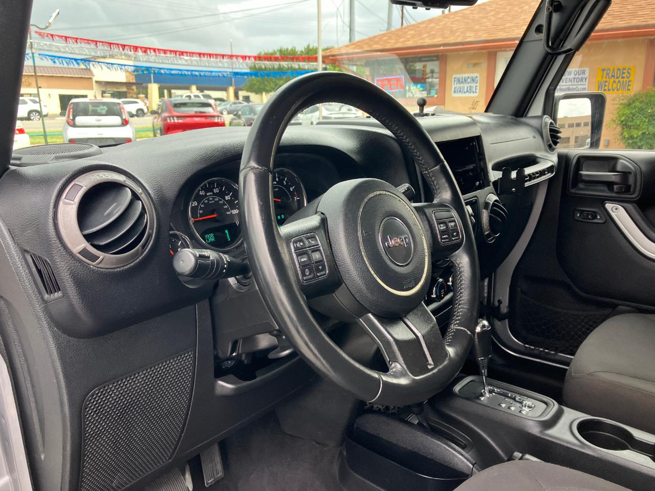 Jeep Wrangler Unlimited Sport 4WD 2017
