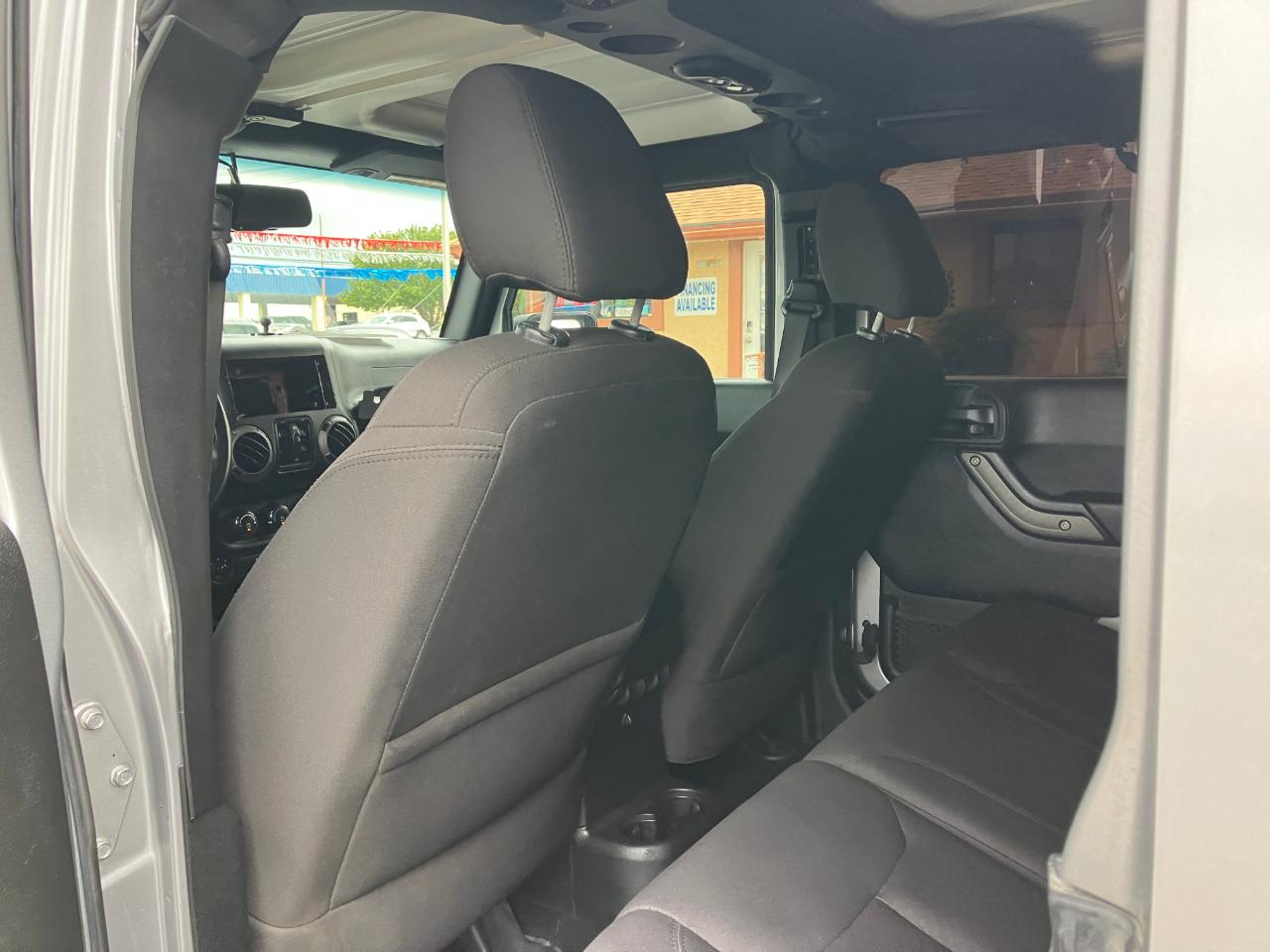 Jeep Wrangler Unlimited Sport 4WD 2017