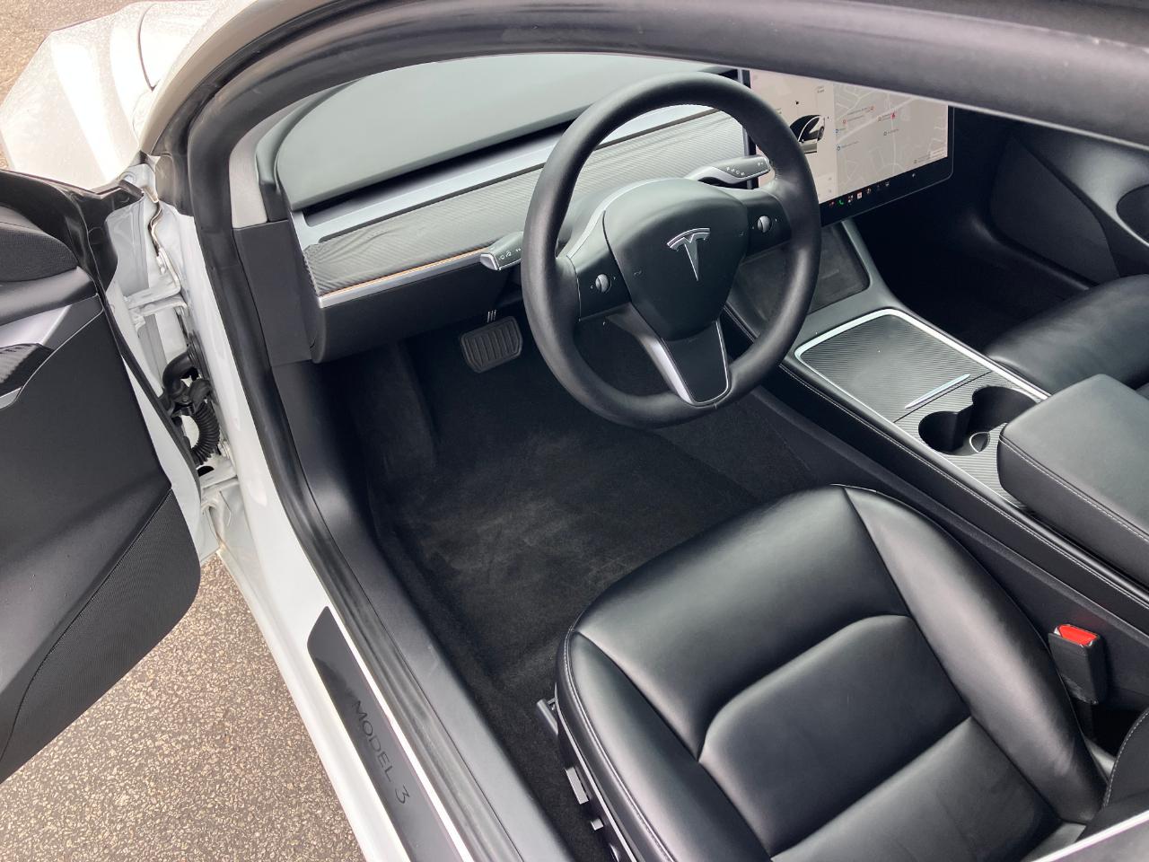 Tesla Model 3  2021