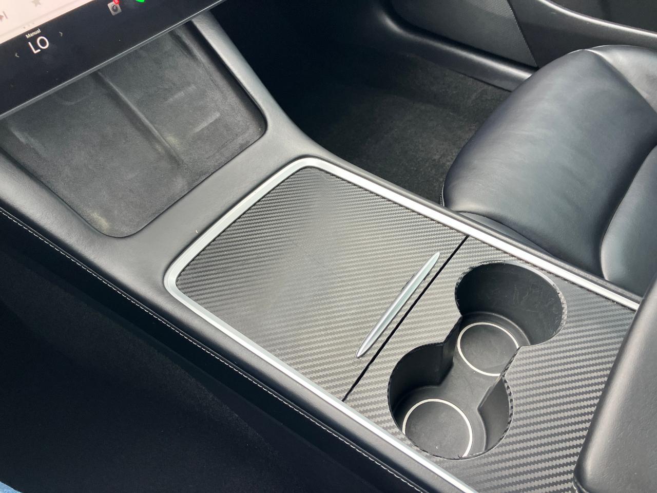 Tesla Model 3  2021