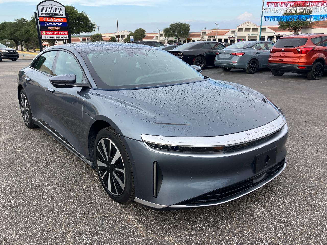 Lucid Air Touring 2025