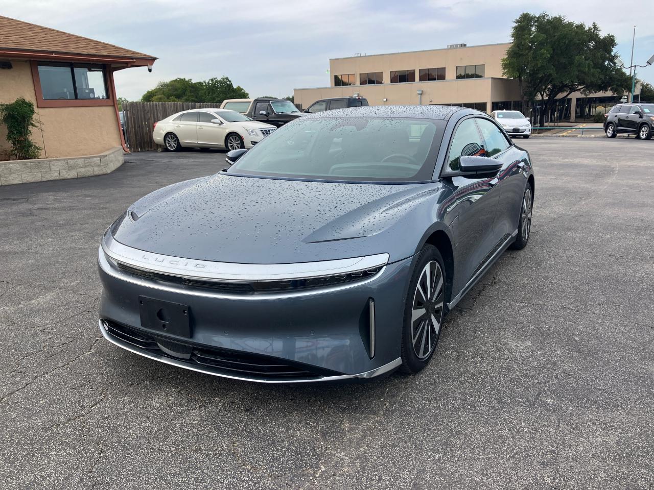 Lucid Air Touring 2025