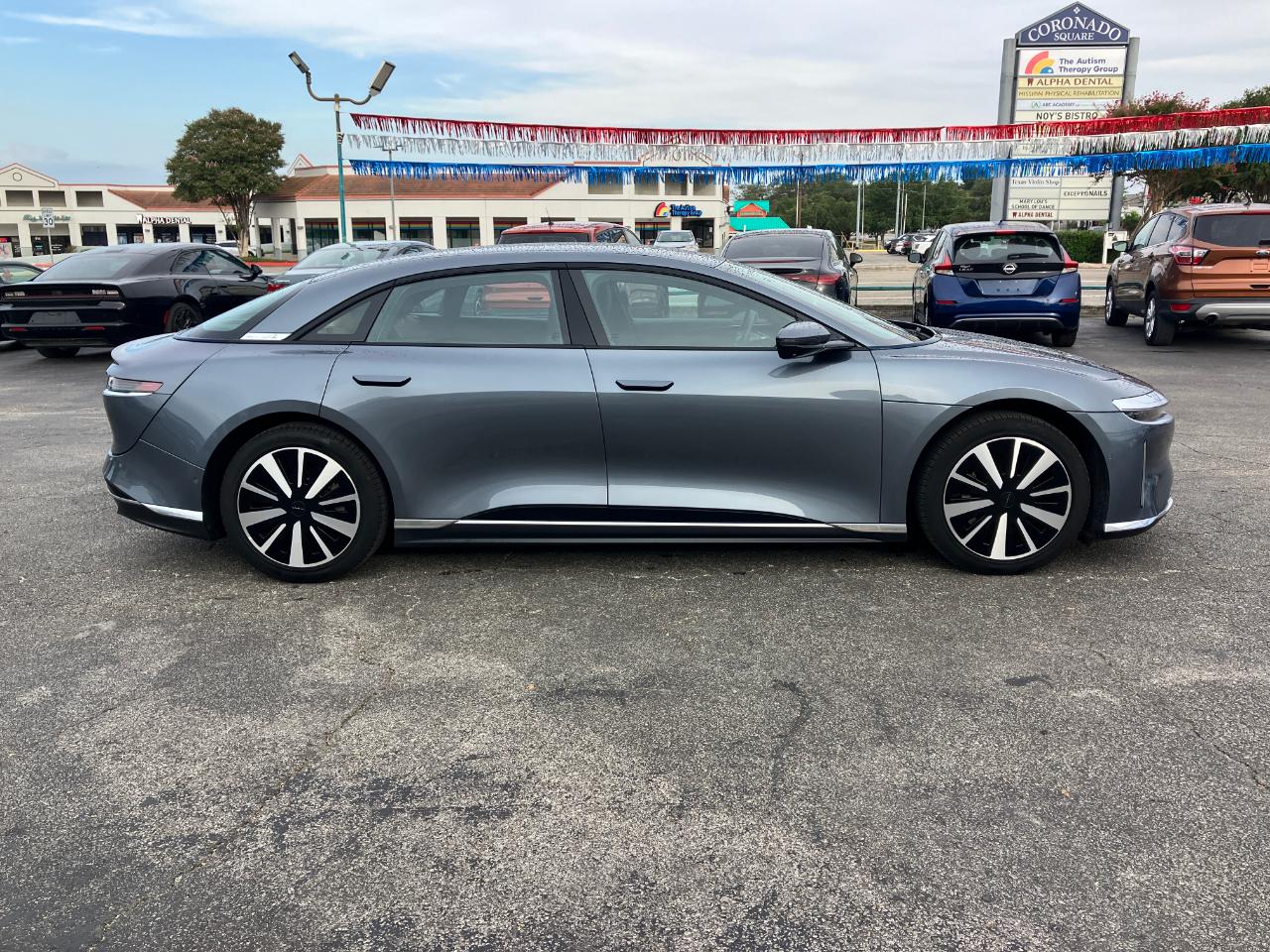 Lucid Air Touring 2025